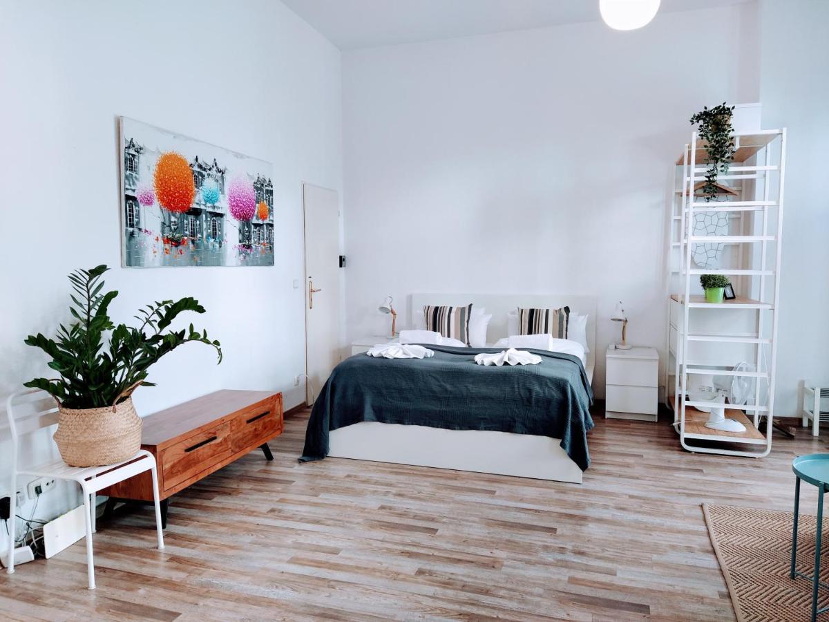 Cozy Studio In Friedrichshain, 4 Quiet Guests Only Berlin Kültér fotó