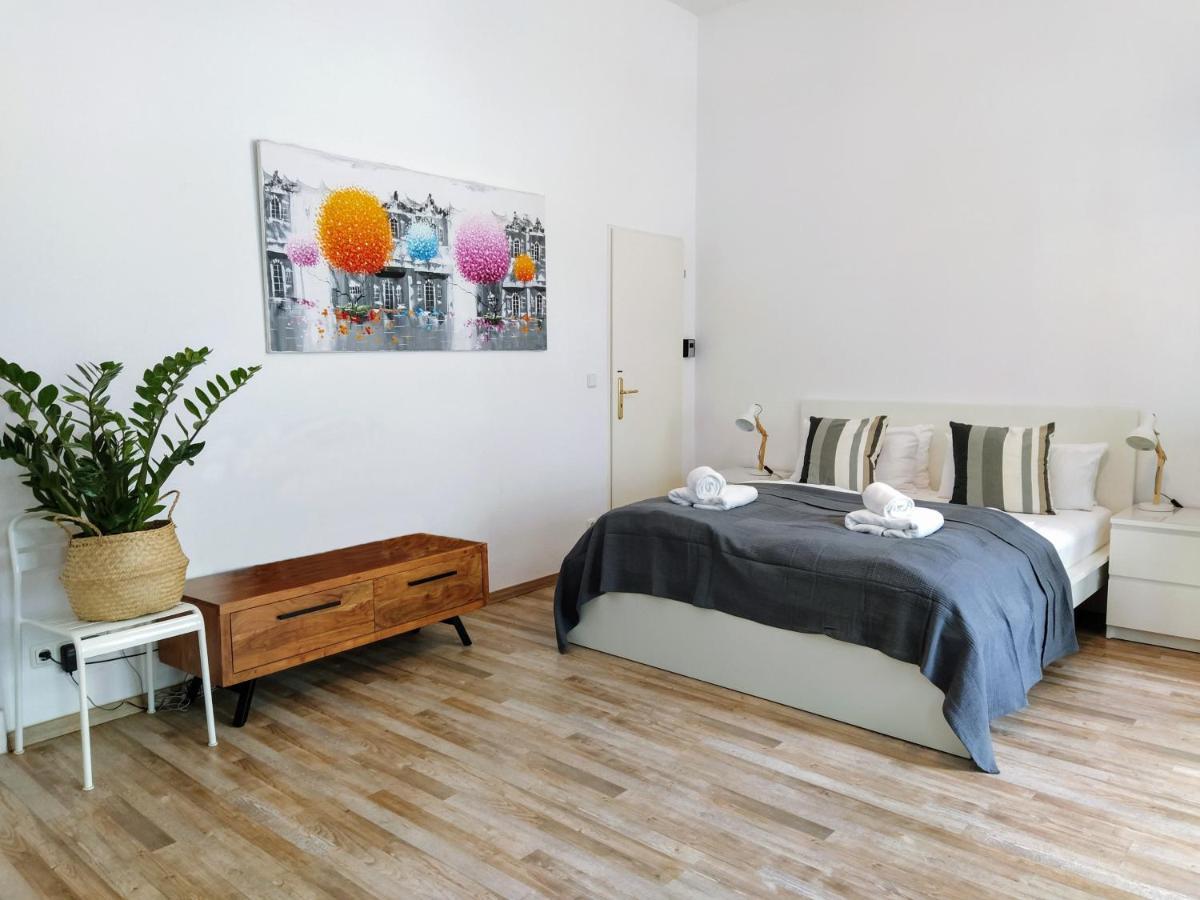 Cozy Studio In Friedrichshain, 4 Quiet Guests Only Berlin Kültér fotó